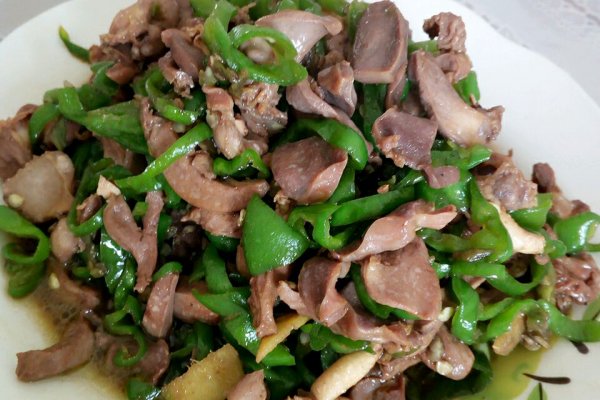 青椒炒鸡杂
