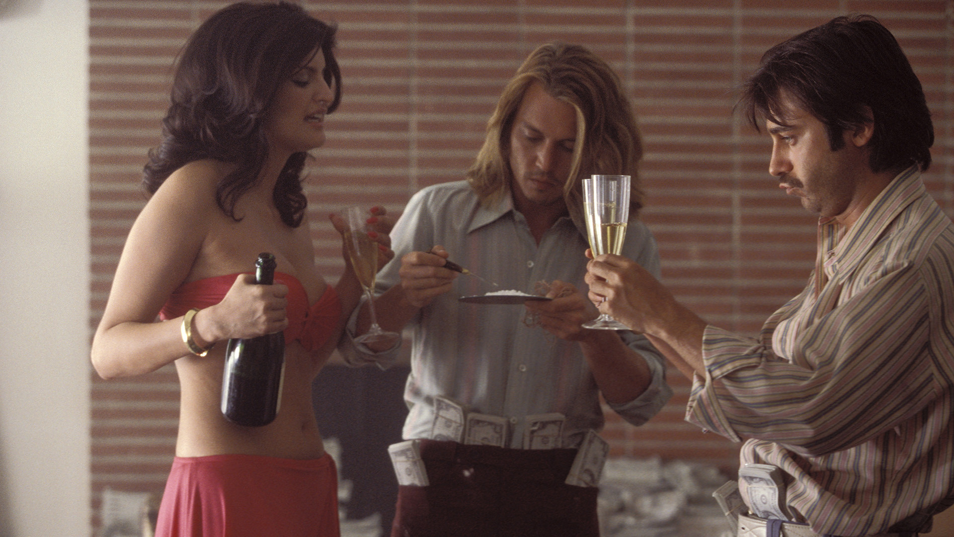  p data-id="gnc0t89o2k">《美国毒枭》是由美国新线电影公司发行的