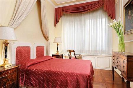 德拉西格诺利亚广场公寓