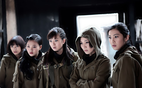 演员,毕业于 a target="_blank" href="/item/上海戏剧学院/1736818"