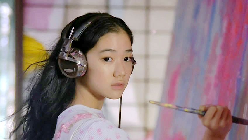 主演青春喜剧片《 a target="_blank" href="/item/花与爱丽丝/35211"