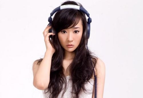  p>严艺丹,1982年10月15日出生于 a target="_blank" href="/item