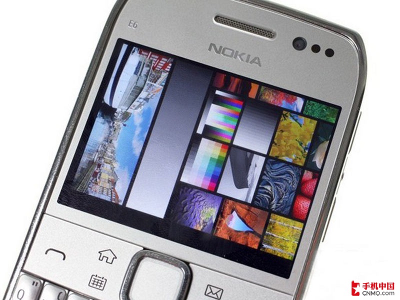  p>诺基亚一款于2011年上市的经典全键盘手机.