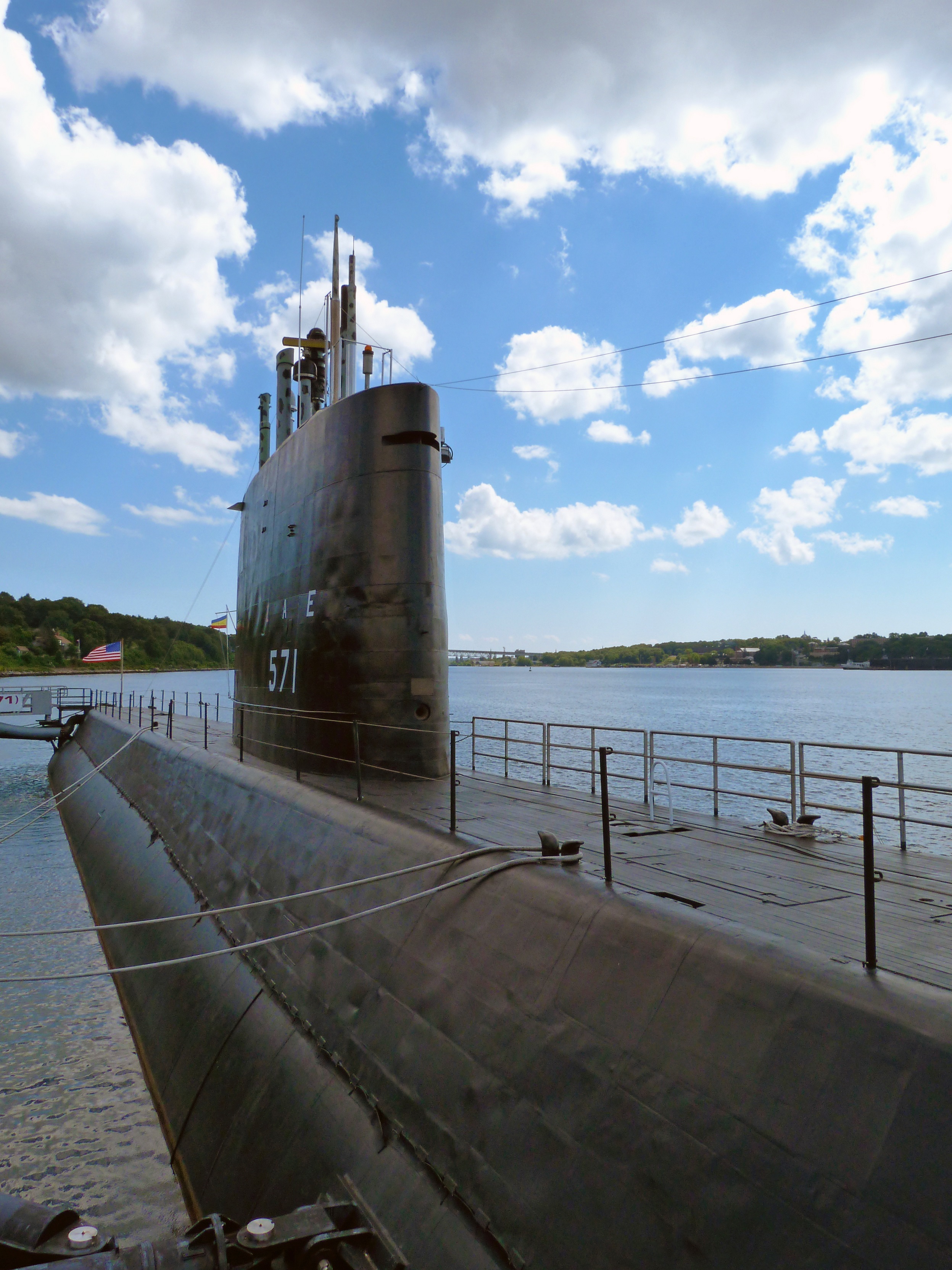 鹦鹉螺号核潜艇