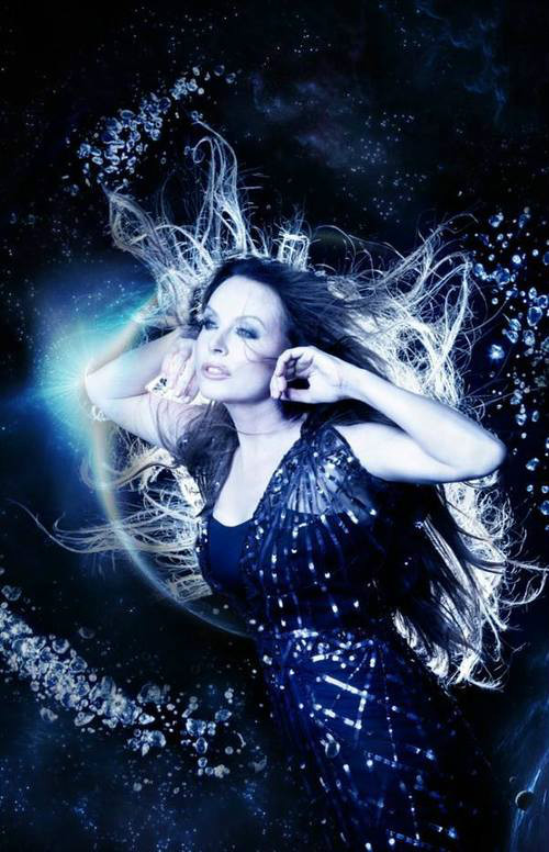  p>莎拉·布莱曼(sarah brightman),1960年8月14日出生于英国伯肯斯特