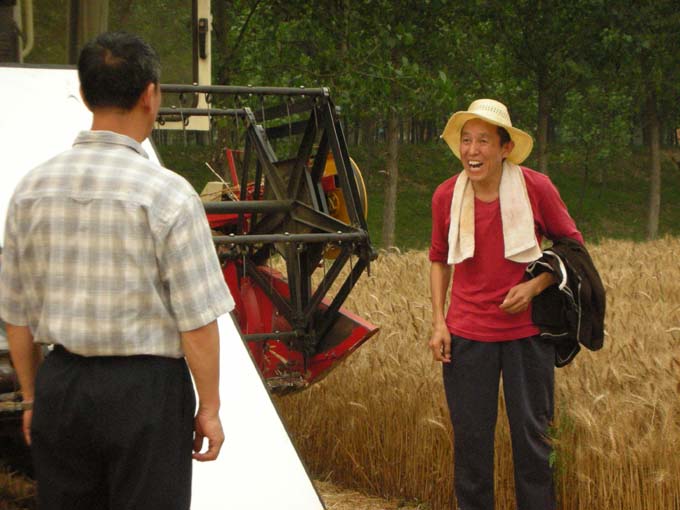  p>《丰年》由 a target="_blank" href="/item/上海电影集团有限公司