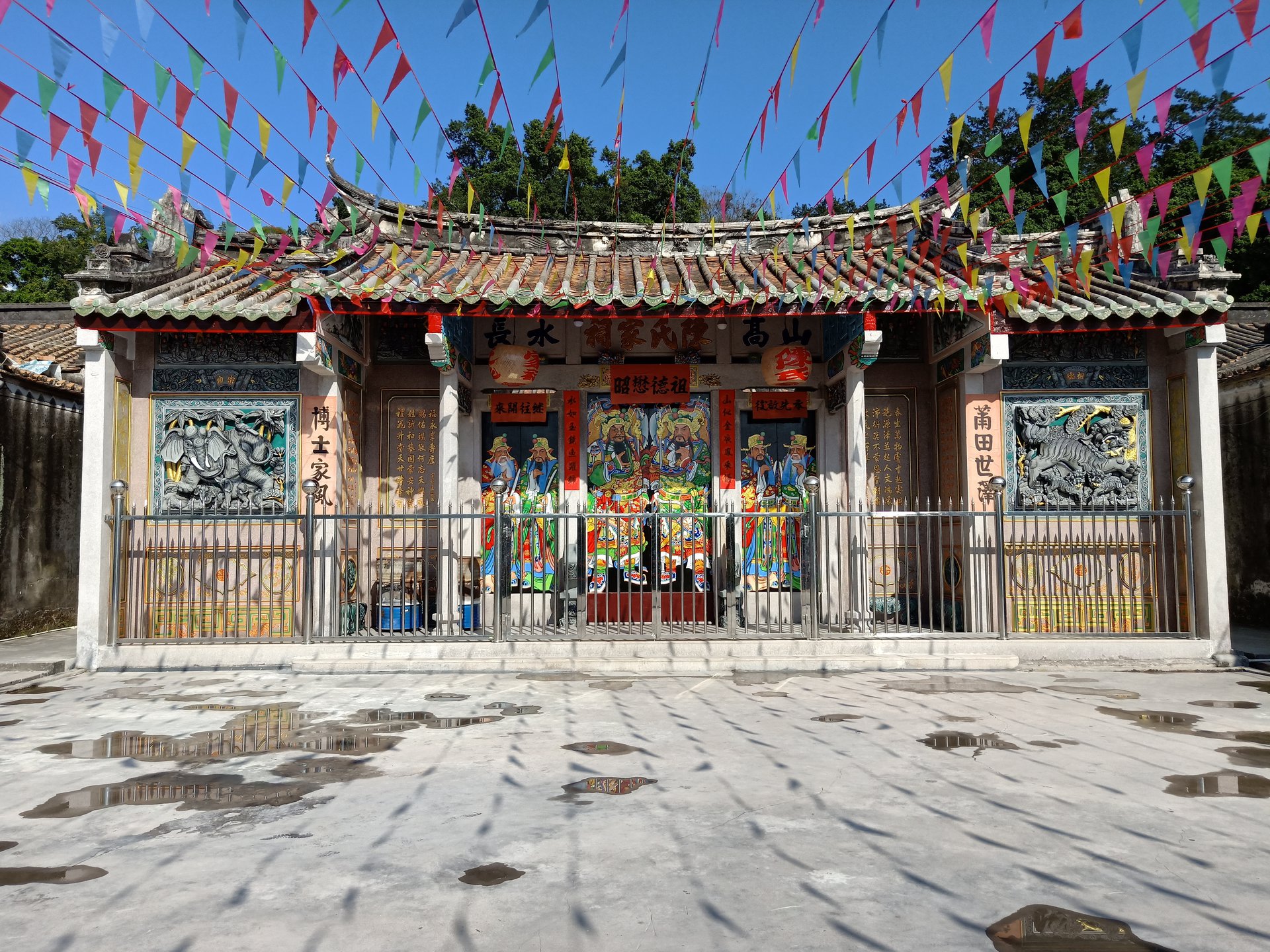  p>陈氏家祠思成堂 世称楼仔铺祠,位于广东汕头市潮阳区西部, a