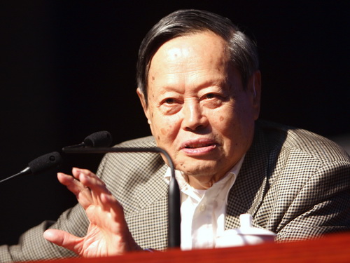 杨振宁