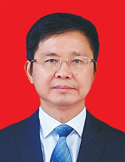  /p> p data-id="gnb0vcnjk7">曾任江西省赣州市人大常委会副主任