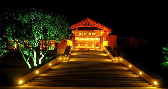 清远佛冈森波拉度假山庄