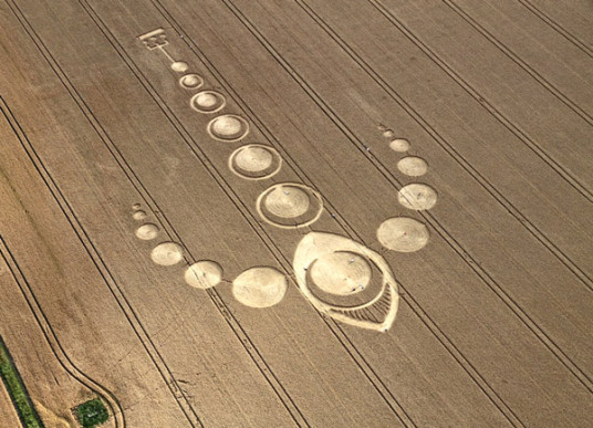 麦田怪圈 在广泛地域里神秘产生的大型图案 百度百科