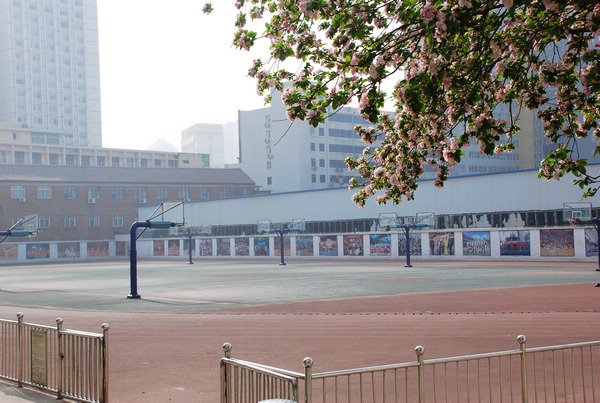 郑州市第十四中学