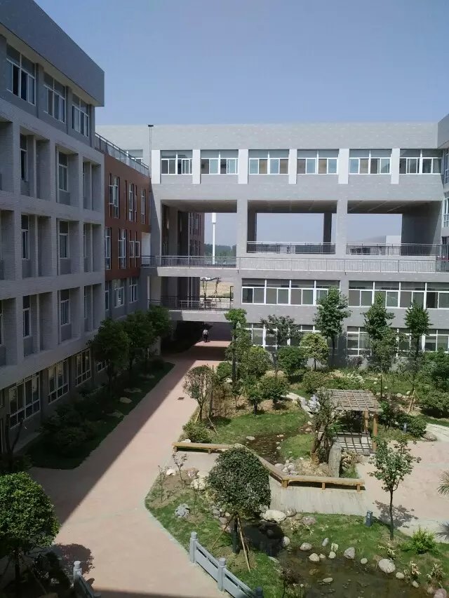  p>郑州电力高等专科学校(zhengzhou electric power college,zepc)是