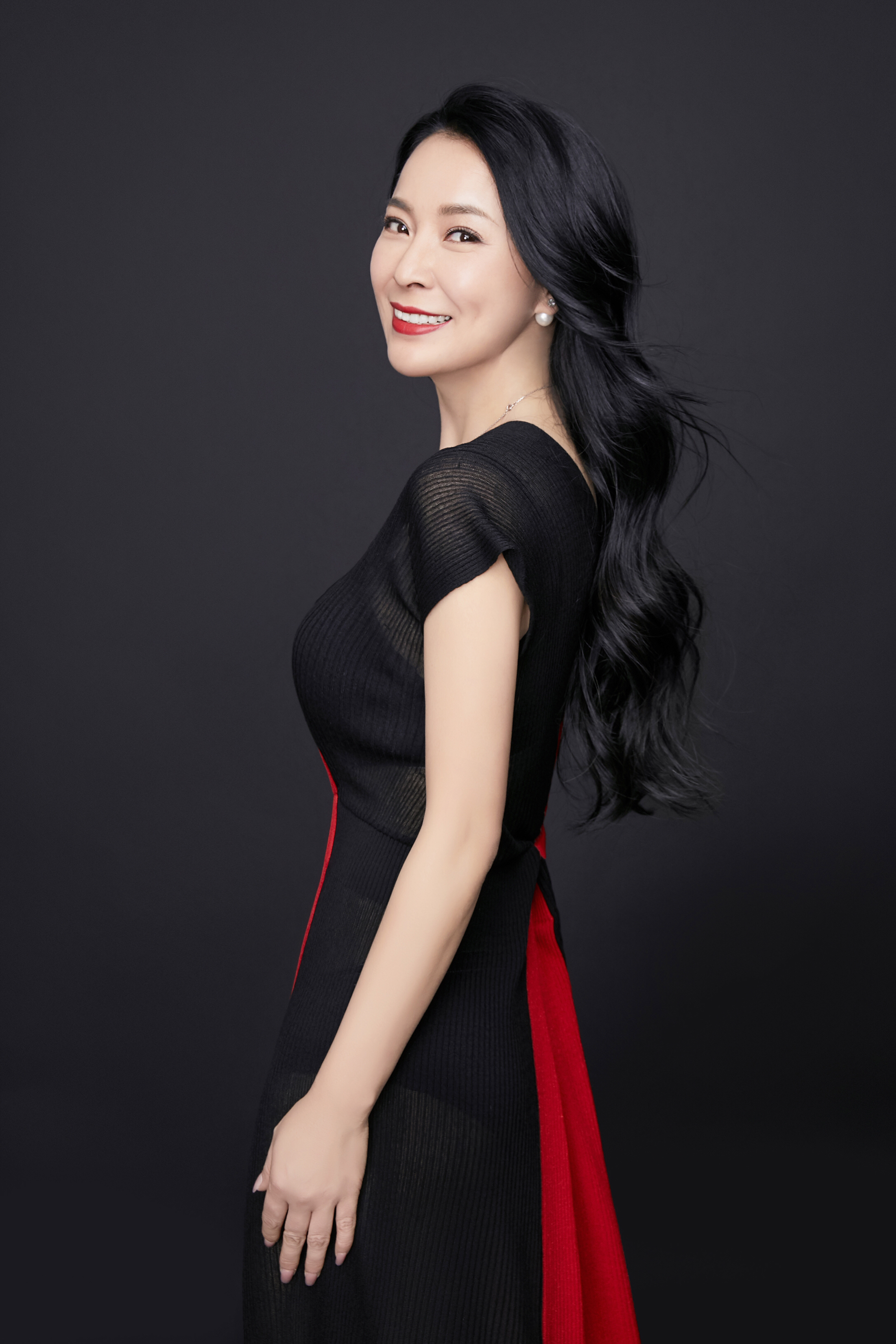  p data-id="gnbr03dvi5">刘家瑜,演员,出生于山东,参演过不少耳熟能