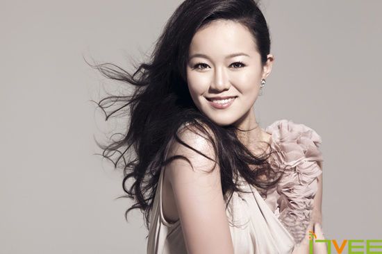  p>汪思妍,女,原名汪思佚,英文名:claire wang,出生广东深圳,毕业于 a