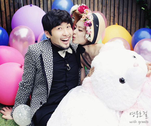 时段的综艺节目,由李辉才和卢洪哲主持