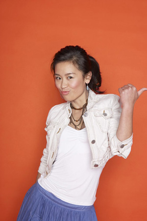 data-lemmaid="7739316">节目主持人 /a>谢珊,毕业于湖南师范大学中文