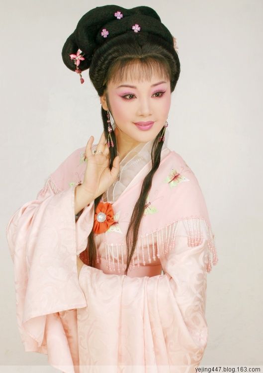  p>黄美菊,女,国家 a target="_blank" href="/item/一级演员/6218560