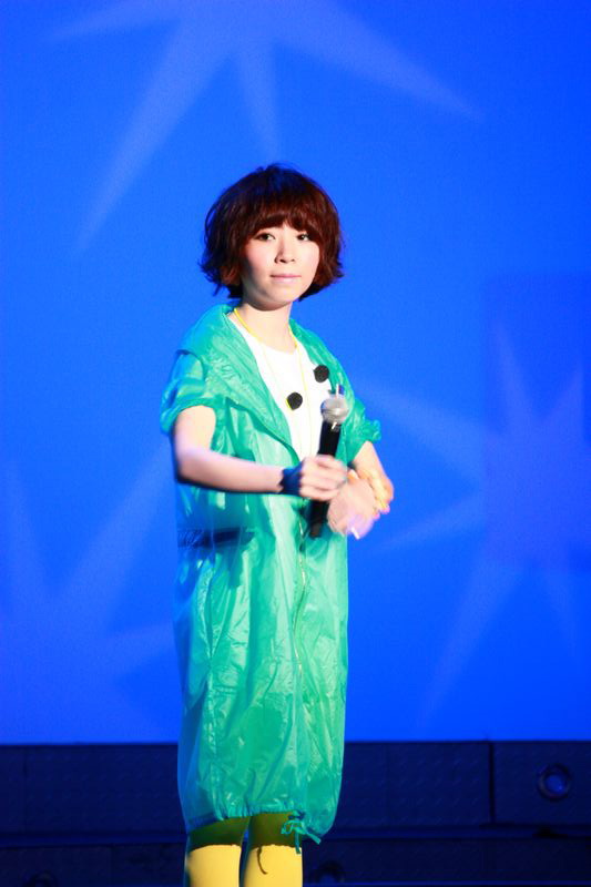  p>黄雅莉,1989年3月22日出生于湖南省长沙市,中国内地流行女歌手