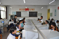 blank" href="/item/隆尧县尧山中学/6454415" data