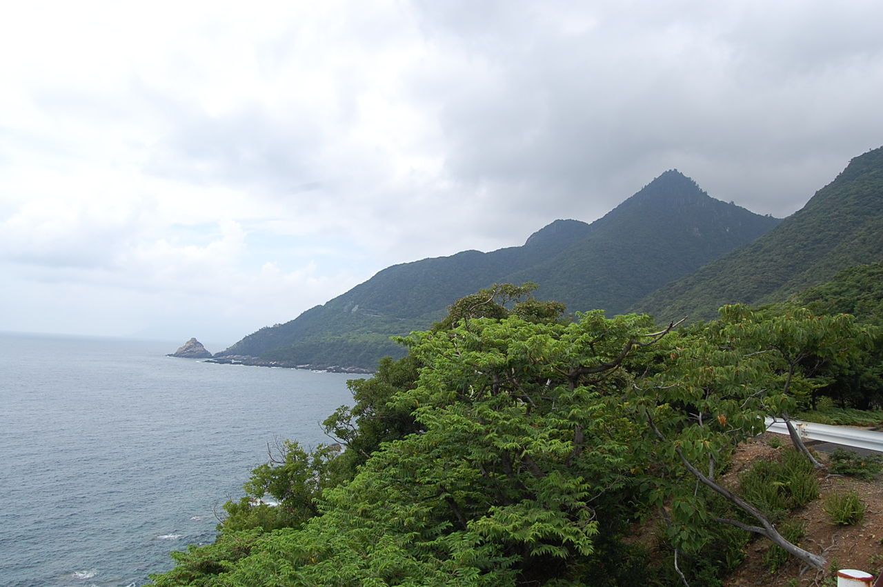  p>屋久岛(yakushima)位于 a target="_blank" href="/item/鹿儿岛