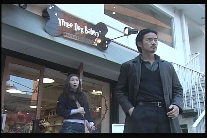  p>《轮舞曲》是日本tbs电视台50周年作品,由生野慈朗,山室大辅两位