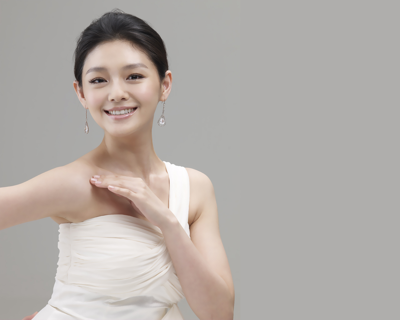  p>徐熙媛(barbie hsu,大s),1976年10月6日出生于台湾省台北市,华语