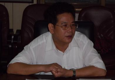  p>钱宏林(1957—),男,广东陆丰人.