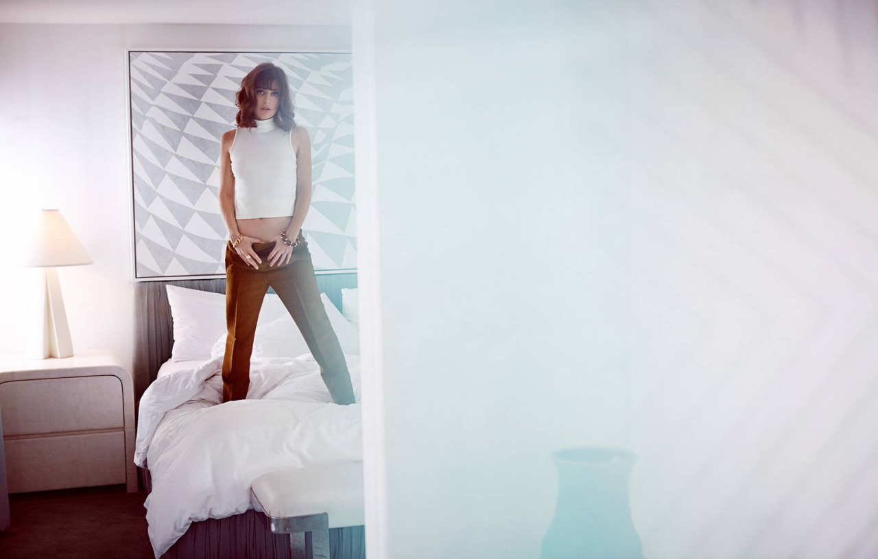  p>丽兹·卡潘(lizzy caplan),1982年6月30日出生于美国加利福尼亚州