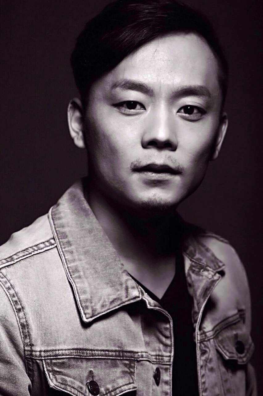  p data-id="gnzfu1oltb">张翀,出生于山西吕梁,毕业于 a target="