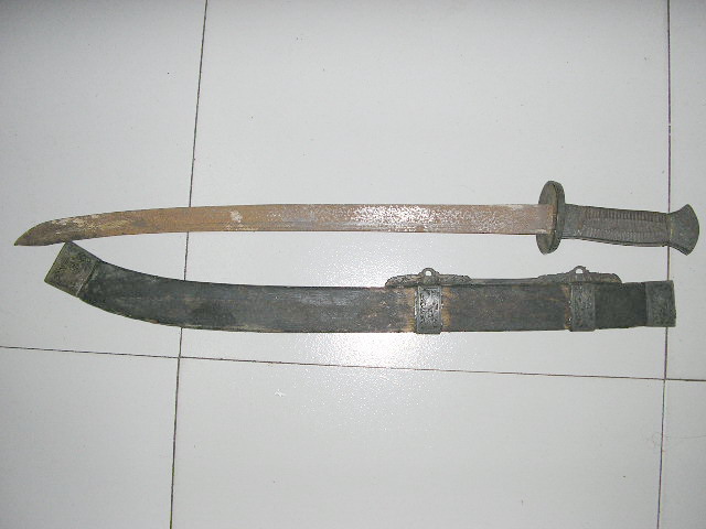  p data-id="gnwoprrwe4">清刀即清代制式的军刀.