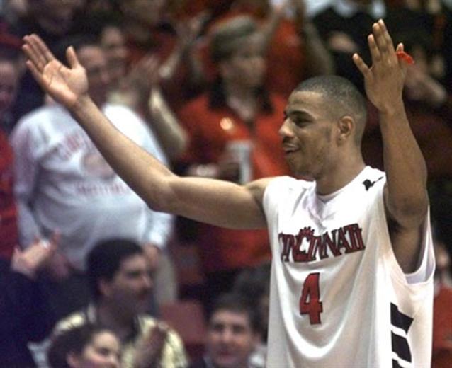  p>肯扬·马丁(kenyon martin),1977年12月30日出生于美国 a target="