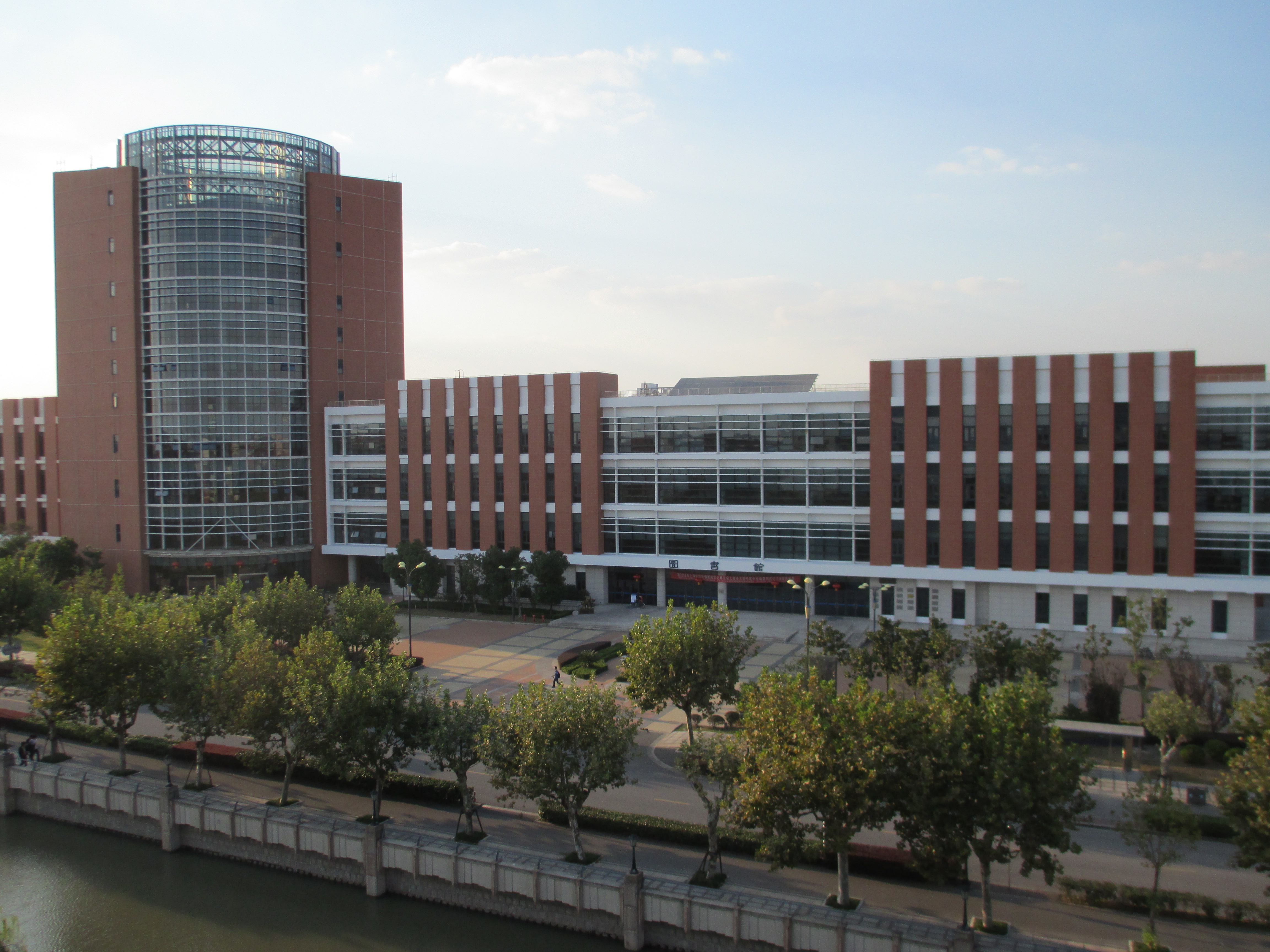 上海交大图书馆