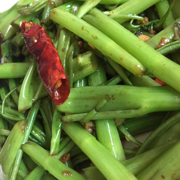 炒空心菜杆