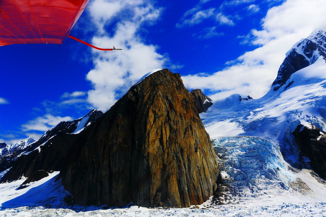  p>麦金利山位于美国 a target="_blank" href="/item/阿拉斯加州">