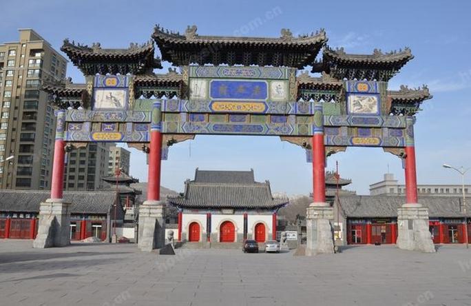  p>乌鲁木齐市西山老君庙是"国家4a级景区",在新疆生产建设兵团农十二