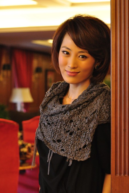  p>陈佳佳,出生于山东省,毕业于天津大学影视学院04表演系,中国内地女