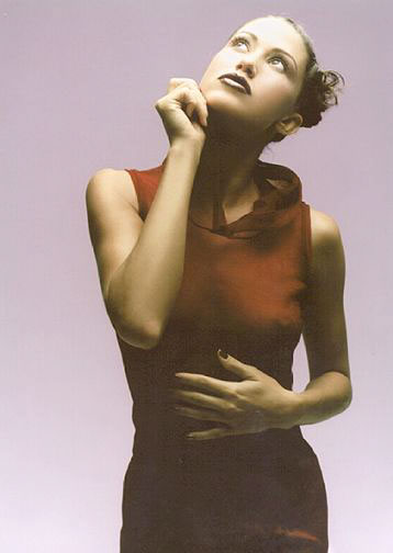  p>沙隆·伊丽莎白(shannon elizabeth),1973年9月7日出生于 a target