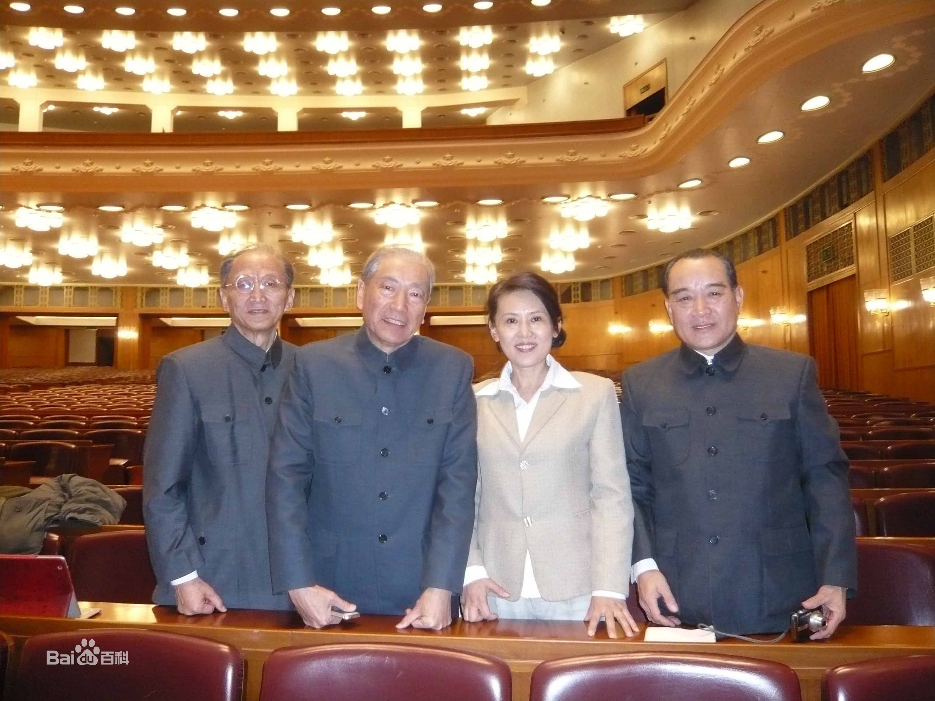 data-lemmaid="3106682">演员 /a>,编剧,制片人,国际文化产业成