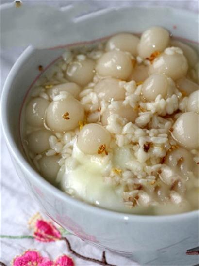 秘制混汤酒酿元宵