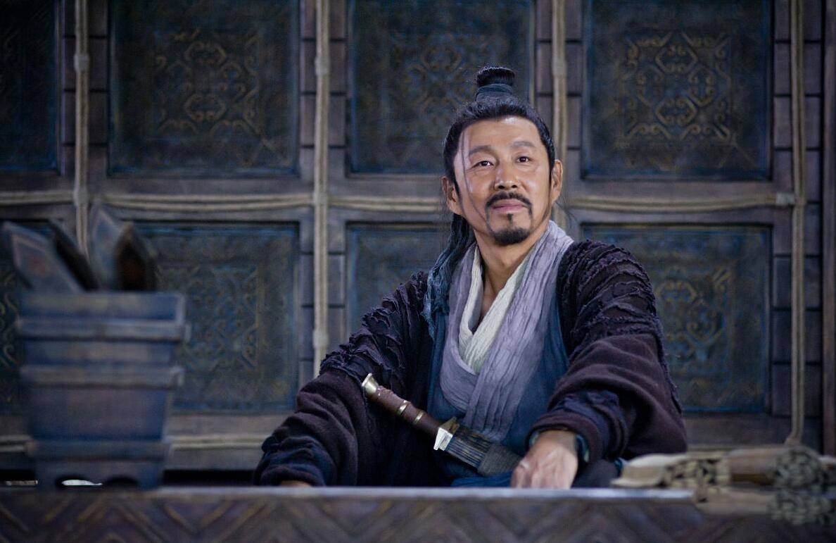 古代刽子手工资有多高？挥一刀就顶别人大半年，犯人家属争着送钱_百科TA说