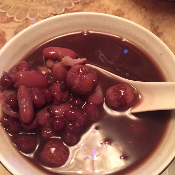 红豆百合莲子糖水