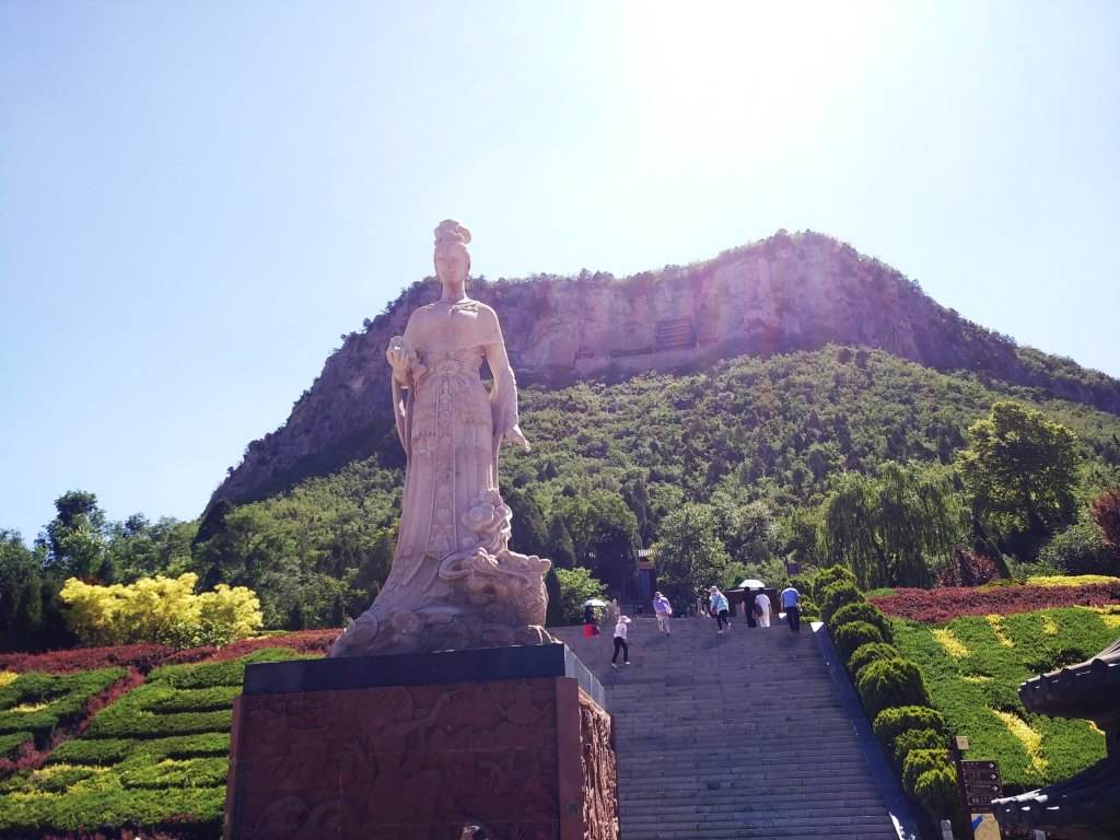 女娲山风景区