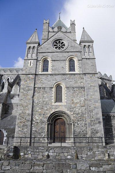  p data-id="gnhg6p2wui">基督教堂,是欧洲人的宗教协会办公所在地