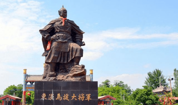 <p>马援塑像