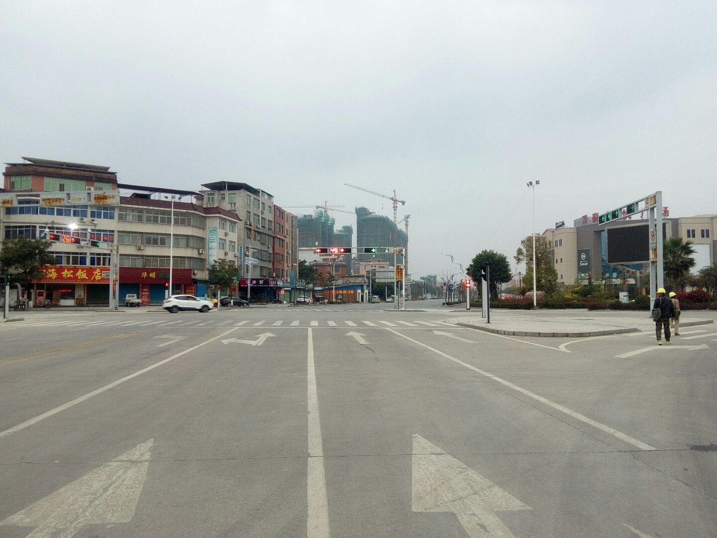  p data-id="su56fve89ltp">华丰镇,隶属于福建省漳州市华安县,地处