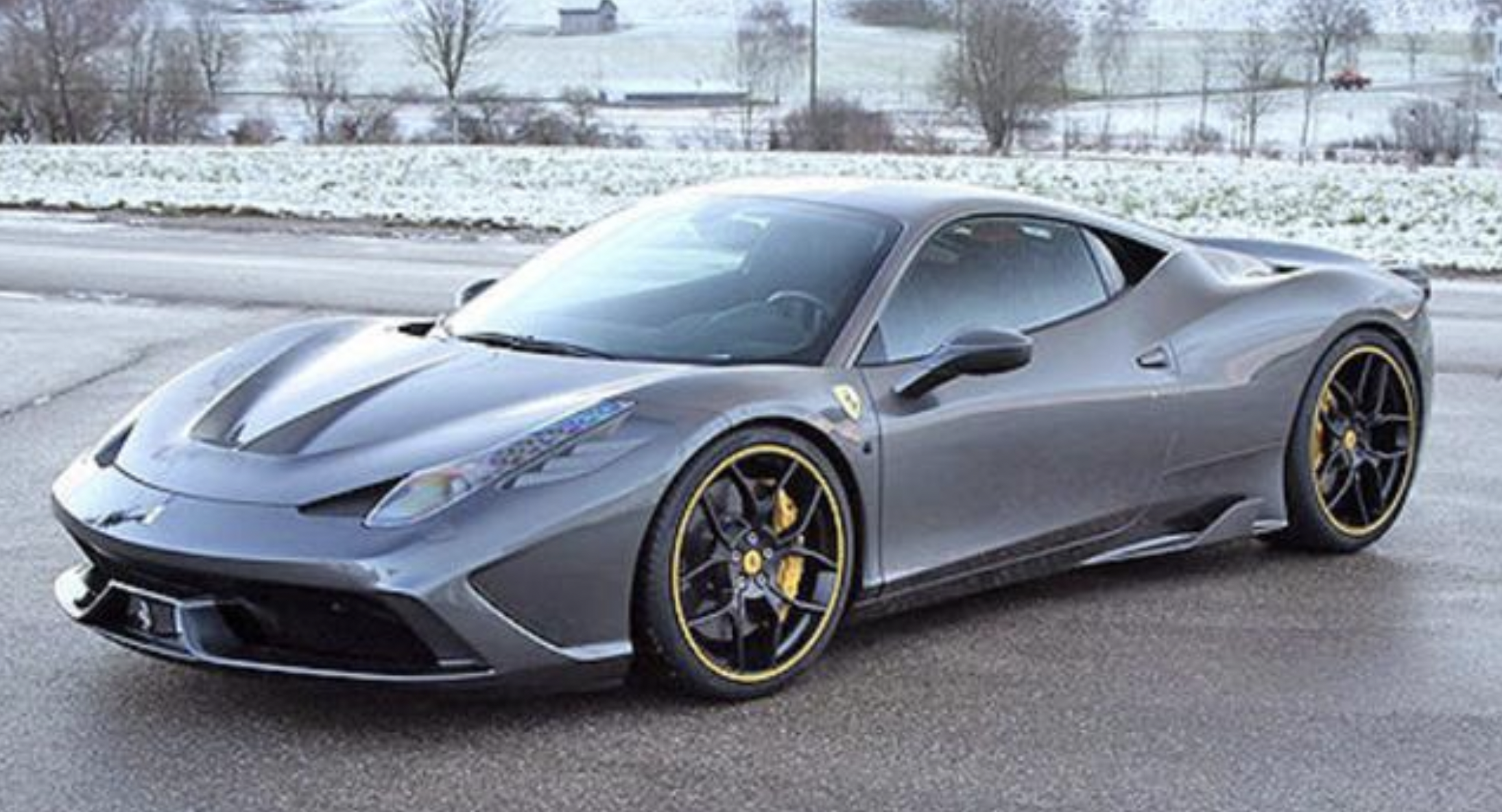 11,白色法拉利有很多型号,白色法拉利加利福尼亚加州价格308万起,买