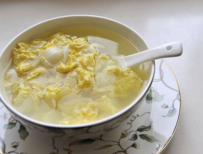 鲜百合鸡蛋汤