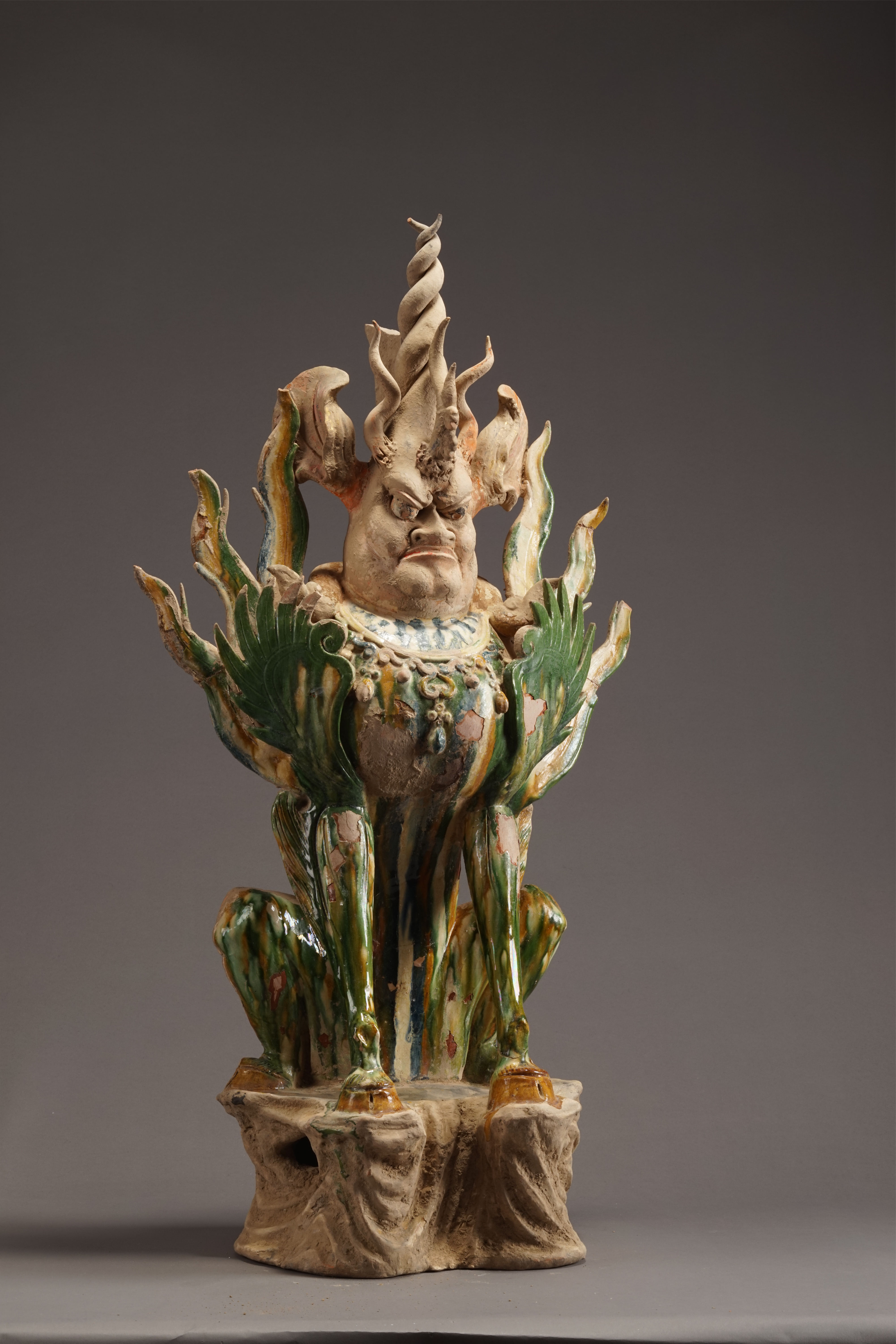 唐三彩釉陶镇墓兽