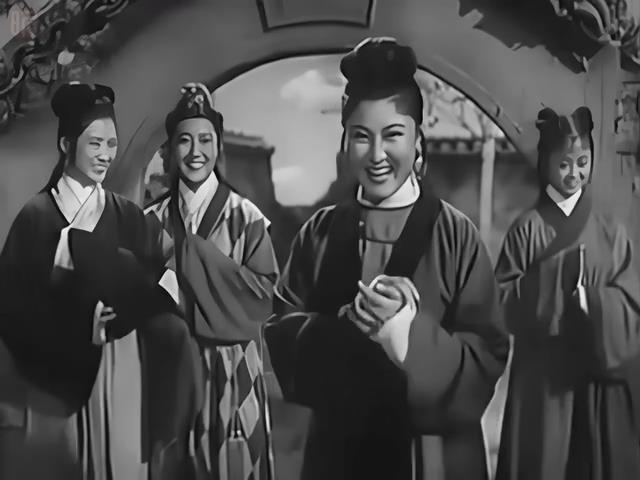  p data-id="gnatxy7ol7">香港电影《桃花扇》由 a target="_blank"